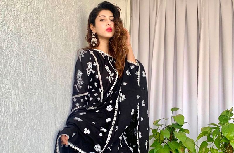 Black For The Wedding Season? Sonarika Bhadoria Will Tell You How!